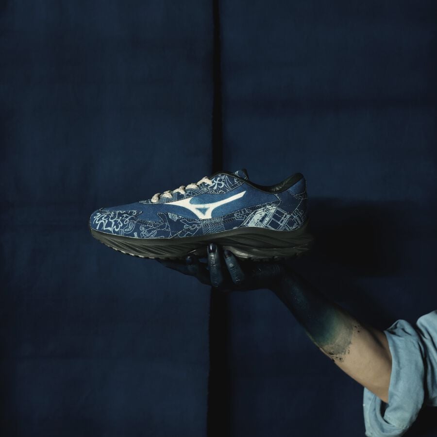 Mizuno WAVE RIDER β DYED BY BUAISOU Mugen blue / White
